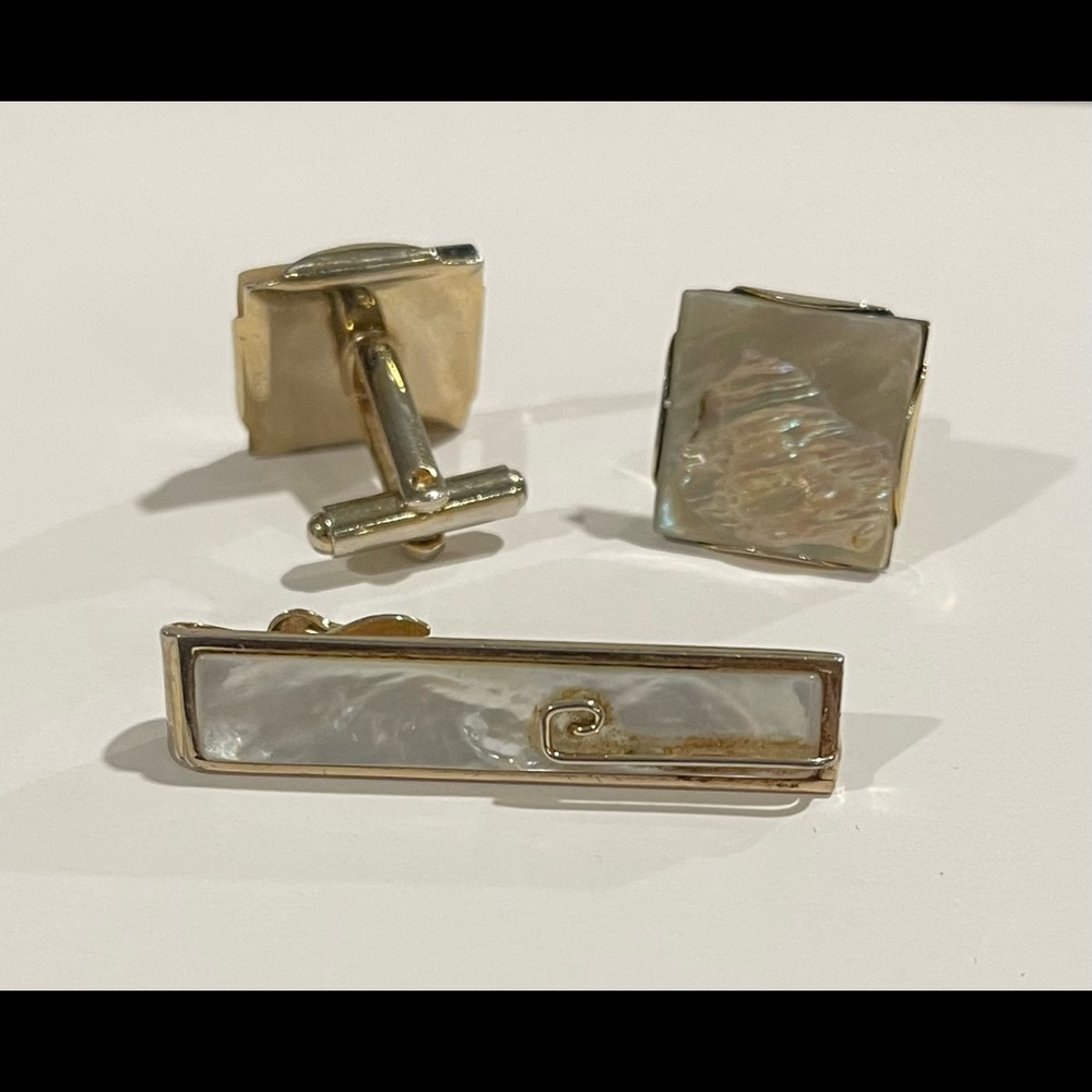 Mother of Pearl Cuff Links and Tie Bar Set